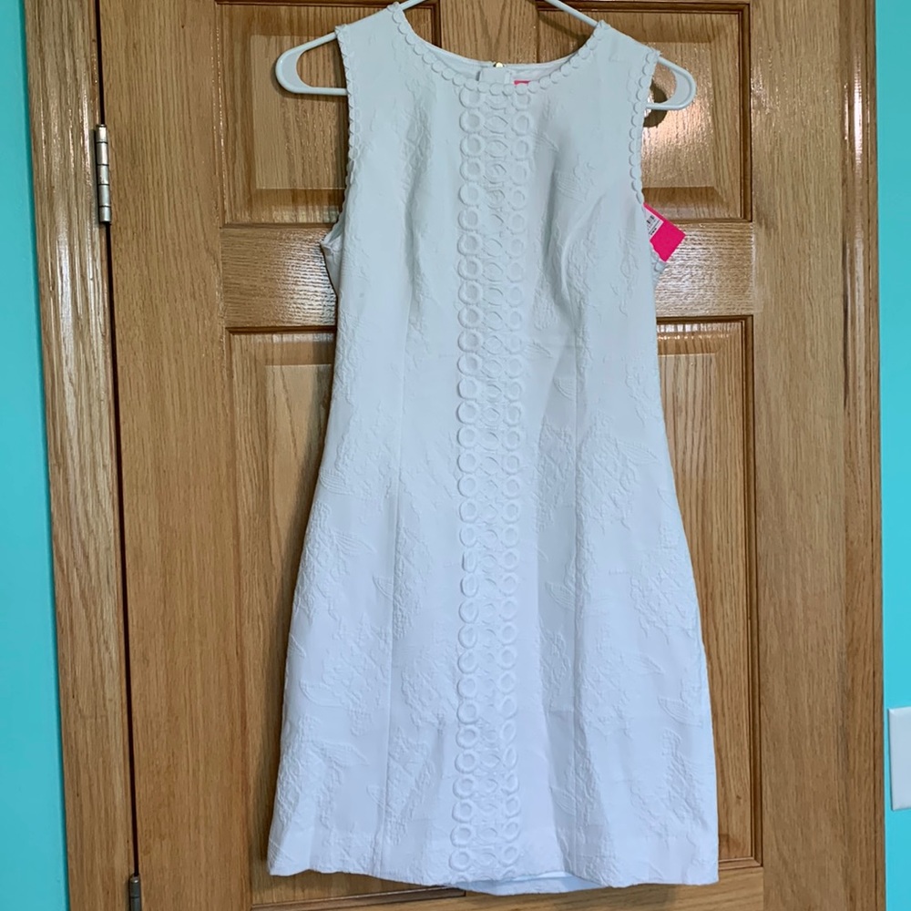 Lilly Pulitzer Mila Shift Dress Size 4 White great for bridal showers!